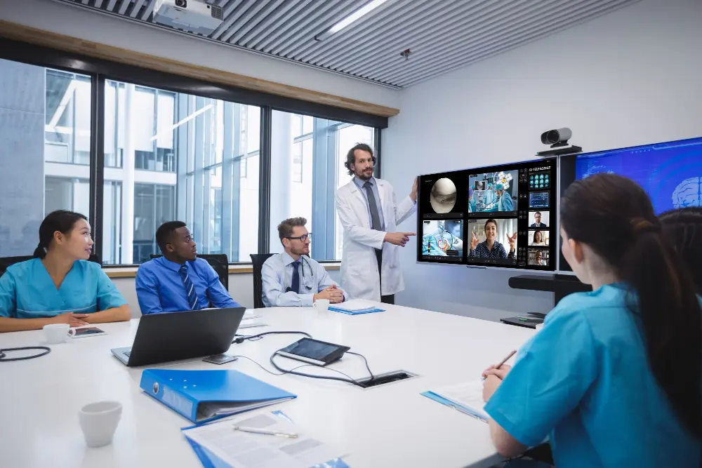 Surgical training and mentoring session